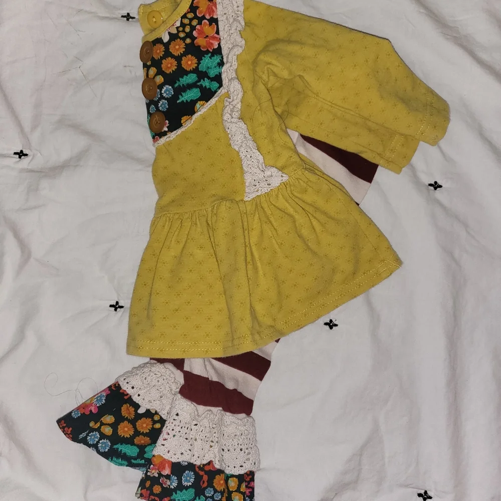 RicRac & Ruffles - Picture 1 of 1
